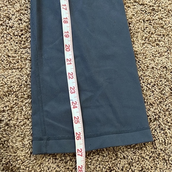 Lululemon Groove Crop Reversible Pants in Coal / Royalty / Royalty Space Dye - Picture 16 of 16
